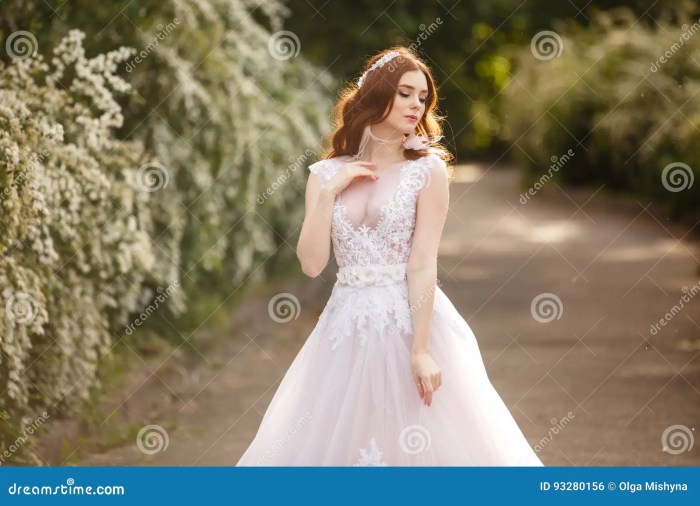 Redhead in wedding dress