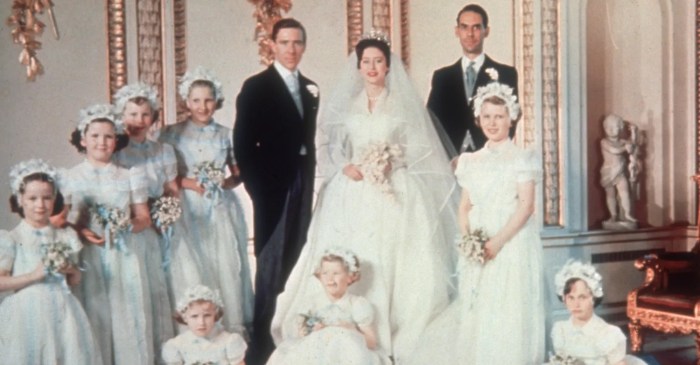 Margaret princess wedding dress royal snowdon countess elizabeth photographer armstrong jones life hartnell weddings quotationof gowns antony was dresses queen