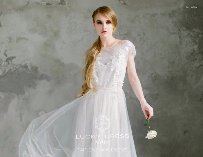 Simple court wedding dresses