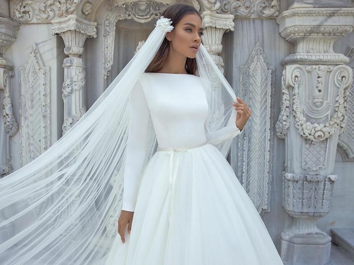 Simple and modern wedding dresses